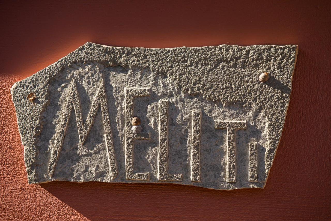 Beachfront Villa Meliti Agios Matthaios  Exterior photo